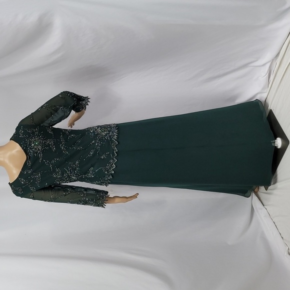 𝅺JKARA Hunter Asimetrical Green Chiffon Beaded  Embellished Gown - Picture 5 of 17